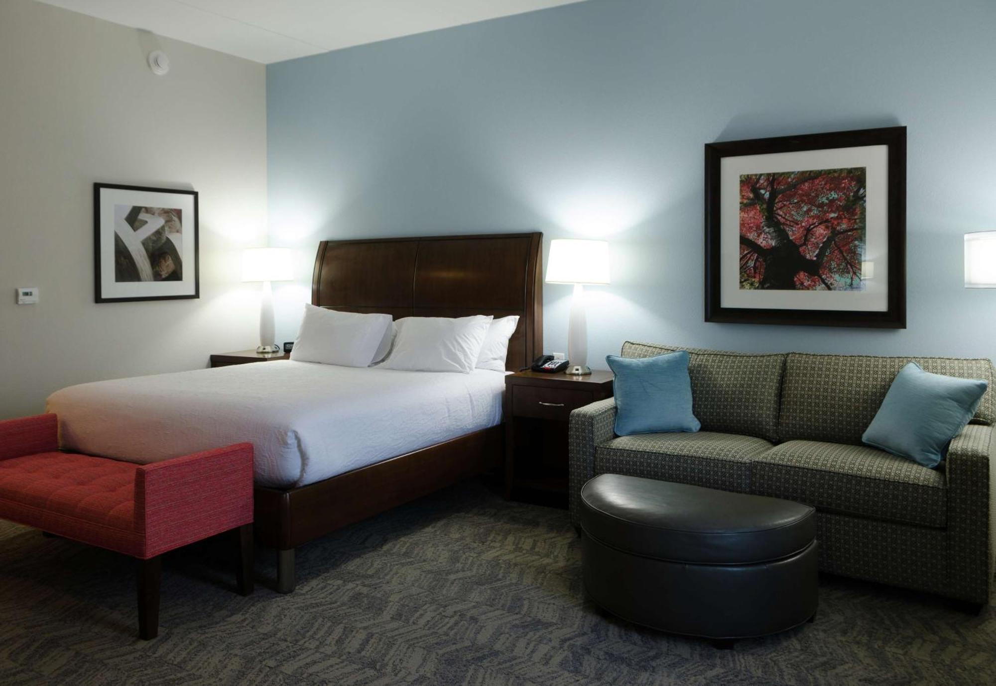 Hilton Garden Inn Hickory Exterior photo